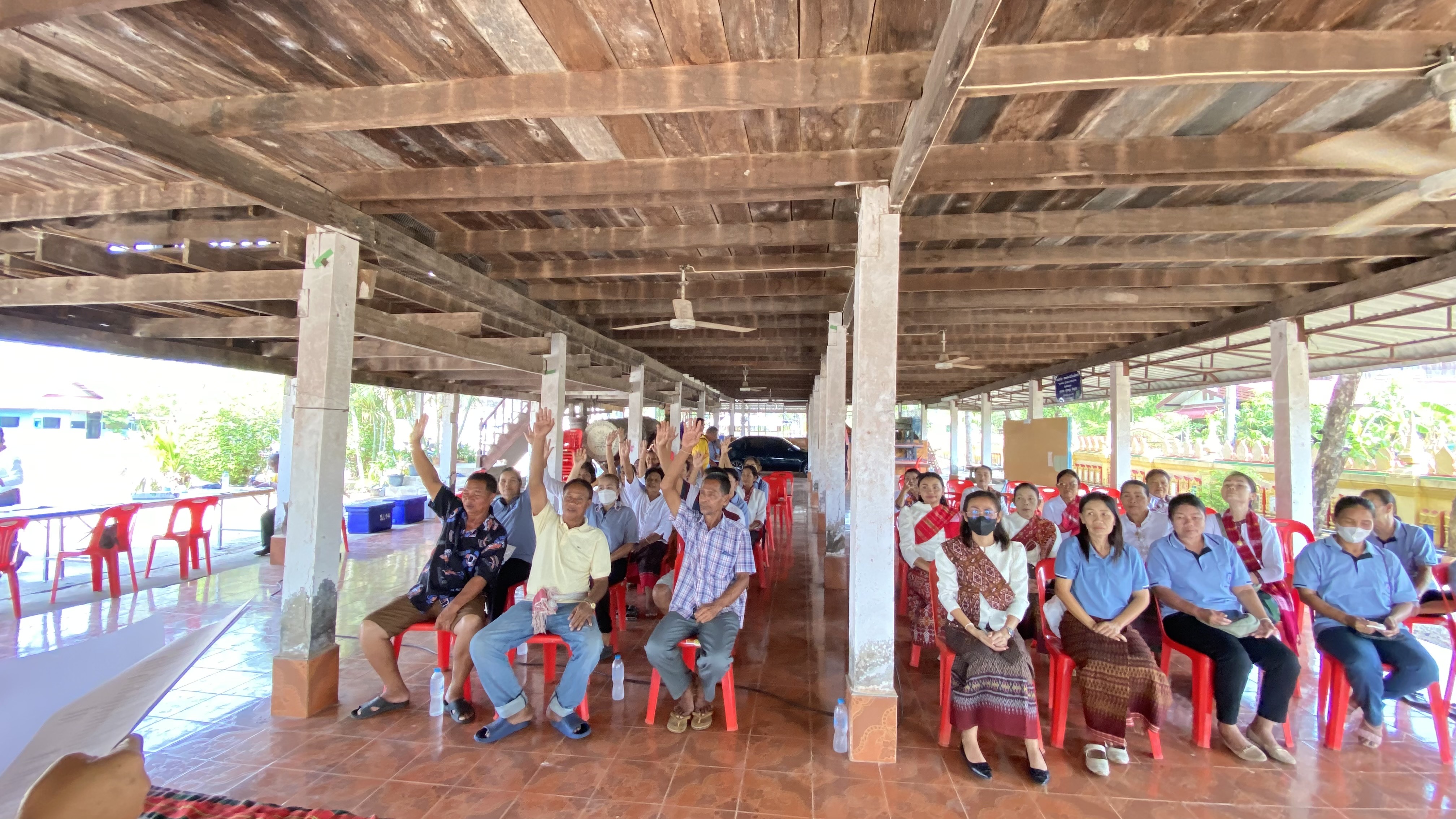 ? พช.กมลาไสย ประชาสัมพันธ์Click ชุมชน และลงพื้นที่เตรียมความพร้อมการประกวดกิจกรรมคัดสรรพัฒนาชุมชน บ้านหนองตุ หมู่3,14 ตำบลธัญญา อำเภอกมลาไสย จังหวัดกาฬสินธุ์